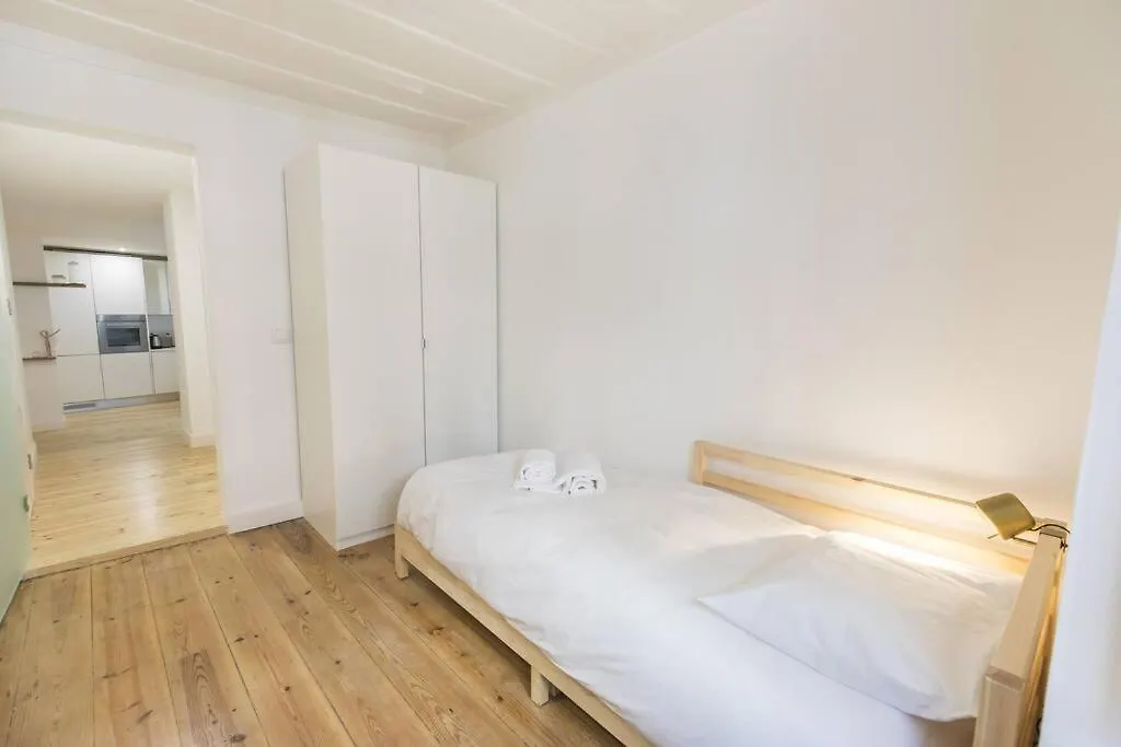 Historical Apartment Santos Lisbon
