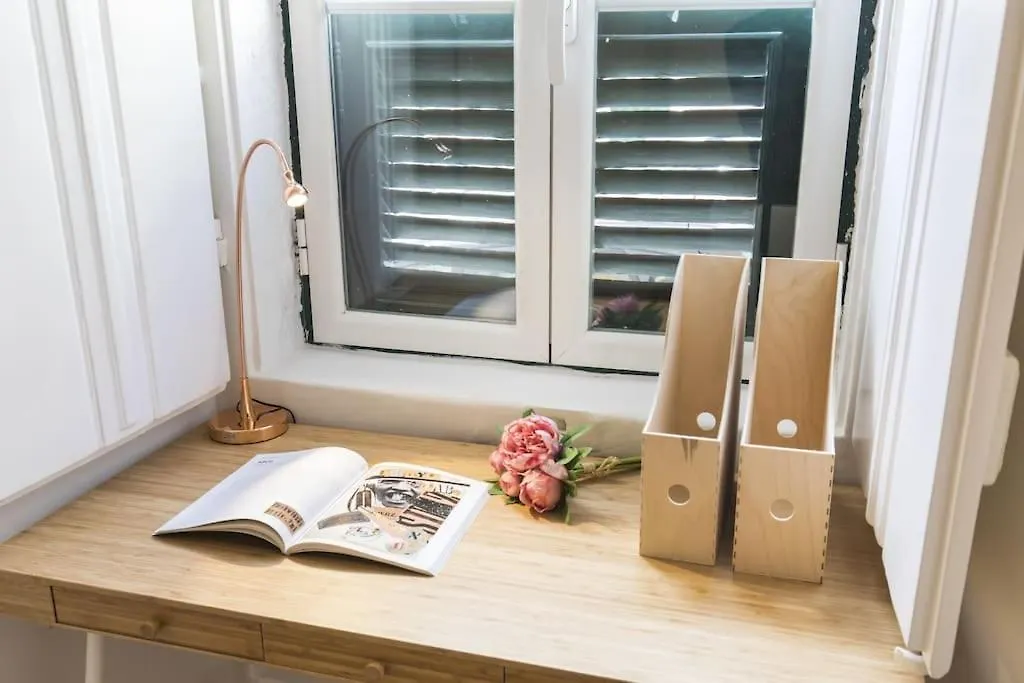 Historical Apartment Santos Lisbon