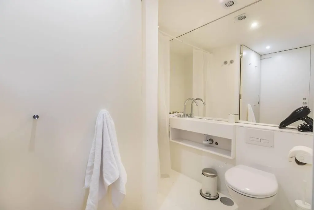 Historical Apartment Santos Lisbon