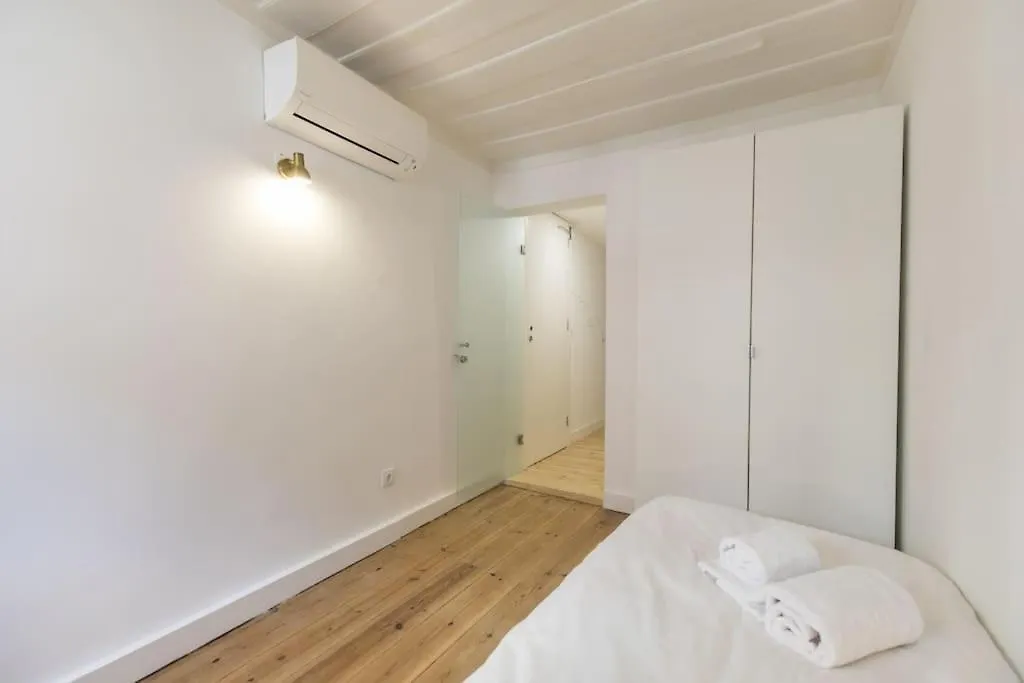 Historical Apartment Santos Lisbon